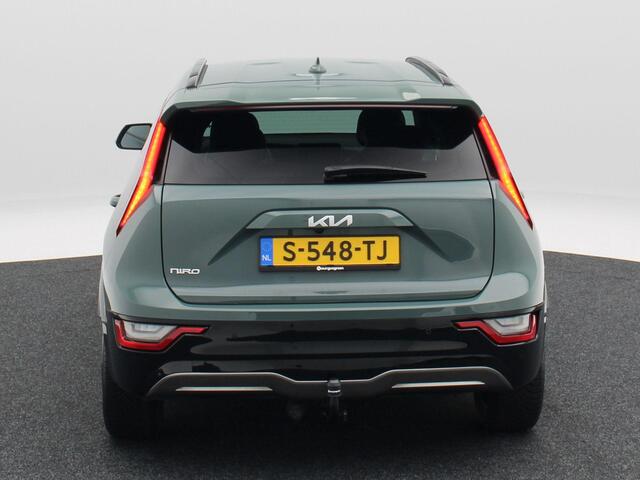 KIA e-Niro EV ComfortLine 64.8 kWh 204 Pk | Trekhaak | Adaptive Cruise | Stoel/Stuurverwarming | Camera | CarPlay | 17 Inch | 96.979 Km !!