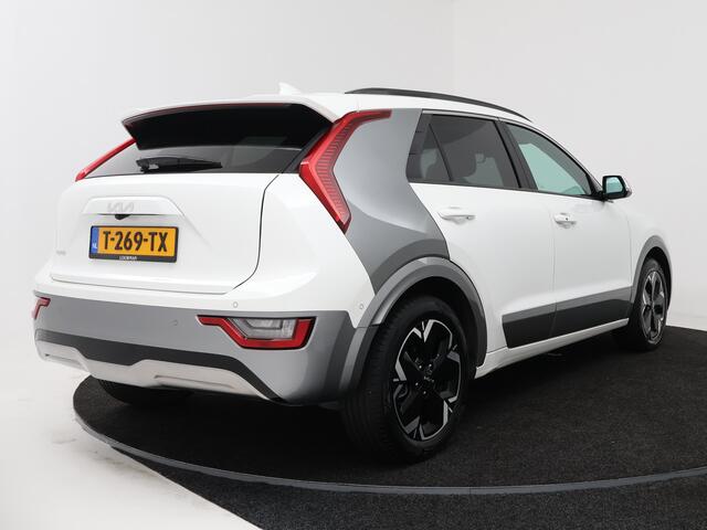KIA e-Niro EV ExecutiveLine 64.8 kWh | Schuifdak | Stoelverwarming/-Verkoeling | Onderweg-naar-dealer