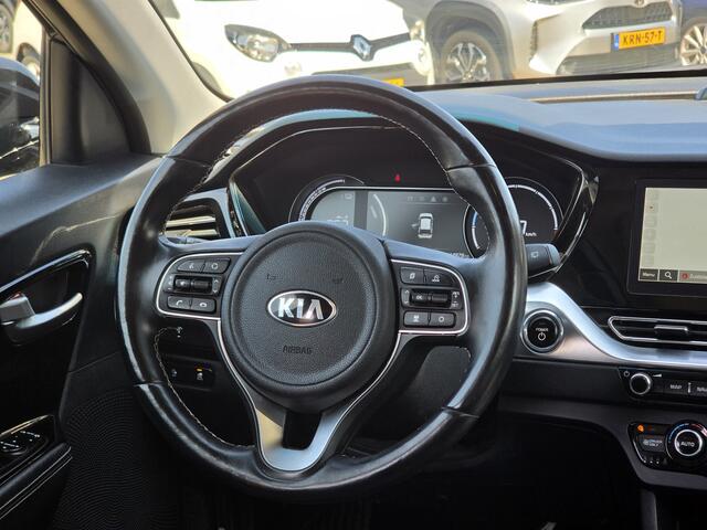 KIA e-Niro DynamicPlusLine 64 kWh | SOH 100% | 3 Fase laden | Schuif/kanteldak | Half Leder | Andriod Auto | Apple carplay |