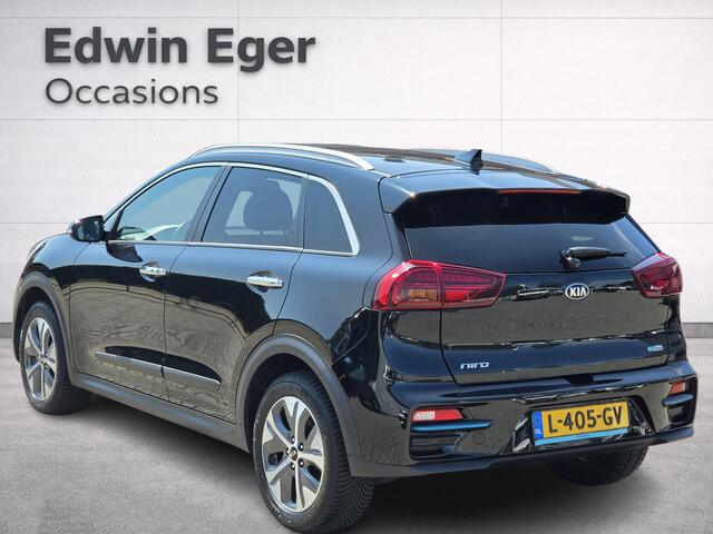 KIA e-Niro DynamicPlusLine 64 kWh | SOH 100% | 3 Fase laden | Schuif/kanteldak | Half Leder | Andriod Auto | Apple carplay |