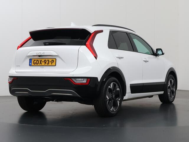 KIA e-Niro EV Edition Advanced 64.8 kWh | Navigatie | Parkeercamera | Lederen Bekleding | Stoel/Stuurwielverwarming | Elektrisch Verstelbare Bestuurdersstoel |