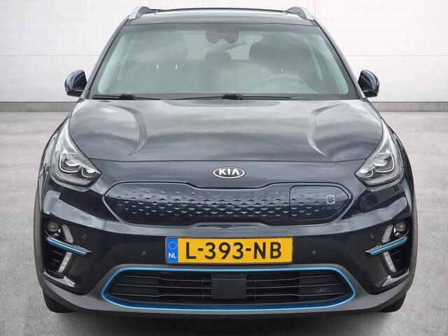 KIA e-Niro DynamicPlusLine 64 kWh | SOH 100% | 3 Fase laden | Schuif/kanteldak | Half Leder | Andriod Auto | Apple carplay | Navigatie