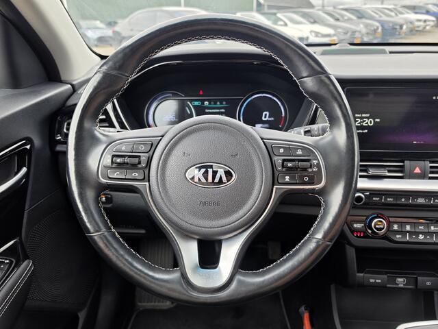 KIA e-Niro DynamicPlusLine 64 kWh | SOH 100% | 3 Fase laden | Schuif/kanteldak | Half Leder | Andriod Auto | Apple carplay | Navigatie