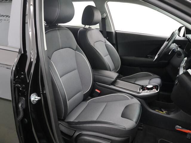 KIA e-Niro DynamicPlusLine 64 kWh | Panoramadak | Stoel/Stuurwielverwarming | Adaptieve Cruise Control | Keyless Go | LED Koplampen |