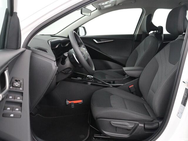 KIA e-Niro EV Light Edition 64.8 kWh | SOH 98,0% | Adaptive cruise | Lane assist | Carplay | Climate control | Virtueel dashboard | Camera | Park assist | Trekhaak