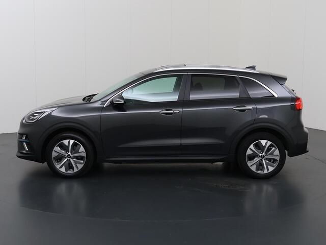 KIA e-Niro ExecutiveLine 64 kWh | Lederen Bekleding | JBL Audio | Dodehoekdetectie | Stoel/Stuurwielverwarming | Stoelventilatie | Elektrisch bedienbare bestuurdersstoel met geheugenfunctie