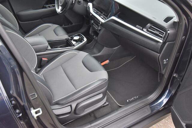 KIA e-Niro DynamicLine 39 kWh , SOH 100 % , CLIMATR , CR CONTR , NAVI , LED KOPL ,