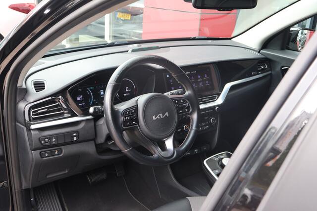KIA e-Niro DynamicLine 64 kWh | origineel NL | SoH 100% | ACC | Camera | Trekhaak |