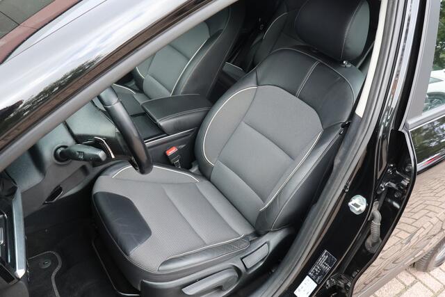 KIA e-Niro DynamicLine 64 kWh | origineel NL | SoH 100% | ACC | Camera | Trekhaak |