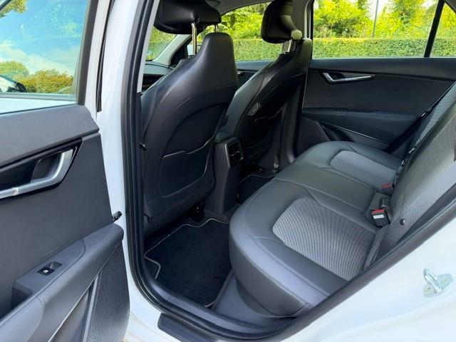 KIA e-Niro Ev DynamicLine 64.8kWh SOH 98,4%/Camera/Acarplay/Navi/Fabrieksgarantie