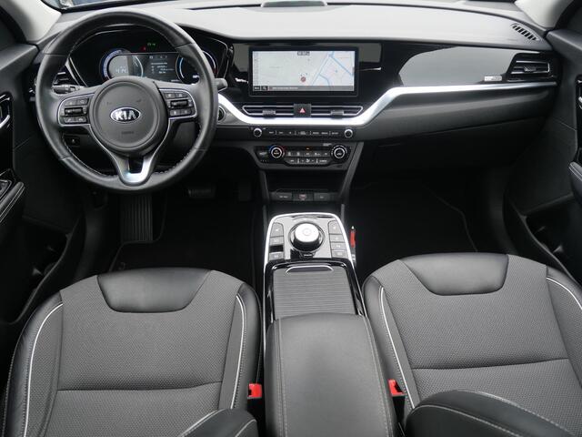 KIA e-Niro DynamicPlusLine 64 kWh | Cruise | Carplay | Keyless | Navi | Stoel-stuurverwarming | Schuif-kanteldak