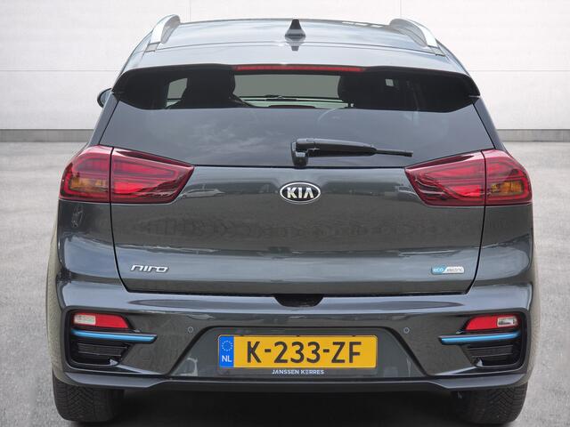 KIA e-Niro DynamicPlusLine 64 kWh | SOH 100% | 3 Fase laden | Schuif/kanteldak | Half Leder | Andriod Auto | Apple carplay | Navigatie