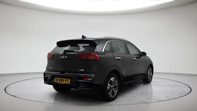 KIA e-Niro DynamicLine 64 kWh SOH 99.2 GRATIS Afleverpakket! | Achteruitrijcamera | Apple Carplay/Android Auto|telefoonintegratie premium | Cruise control adaptief met Stop&Go en stuurhulp
