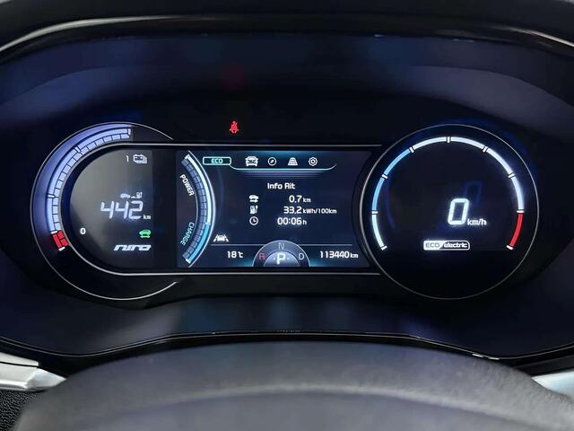 KIA e-Niro DynamicLine 64 kWh SOH 99.2 GRATIS Afleverpakket! | Achteruitrijcamera | Apple Carplay/Android Auto|telefoonintegratie premium | Cruise control adaptief met Stop&Go en stuurhulp