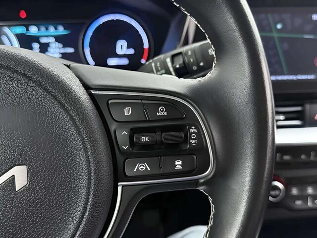 KIA e-Niro DynamicLine 64 kWh SOH 99.2 GRATIS Afleverpakket! | Achteruitrijcamera | Apple Carplay/Android Auto|telefoonintegratie premium | Cruise control adaptief met Stop&Go en stuurhulp