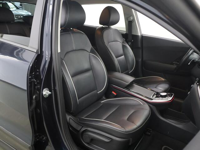KIA e-Niro ExecutiveLine 64 kWh | Ele.verstelbare stoelen + Geheugen | Navigatie | Camera | DAB | Apple CarPlay/Android Auto | Stoelverwarming/Koeling | Stuurverwarming | Adaptieve Cruise Control | JBL Audio |