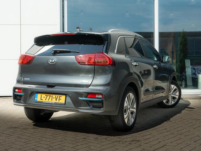 KIA e-Niro DynamicPlusLine 64 kWh | Achteruitrijcamera |Stoel en stuurverwarming |