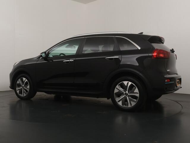 KIA e-Niro Edition 64 kWh Achteruitrijcamera - Climate Control - Stoelverwarming - Fabrieksgarantie tot 03-2022