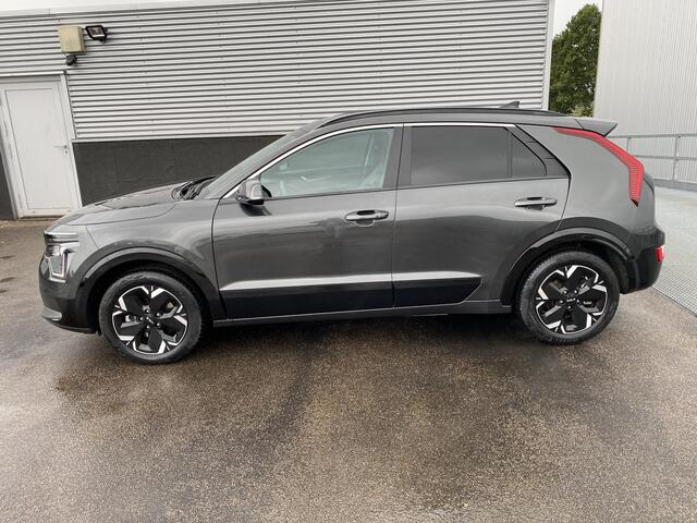 KIA e-Niro EV Light Advanced 64.8 kWh Stuur- & stoelverwarming, parkeersensoren v&a, navigatie, Apple CarPlay/Android Auto, lage KM stand!