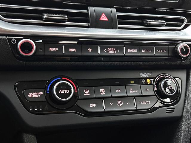 KIA e-Niro DynamicPlusLine 64 kWh Navigatie | Climate control | Stoelverwarming | Stuurverwarming