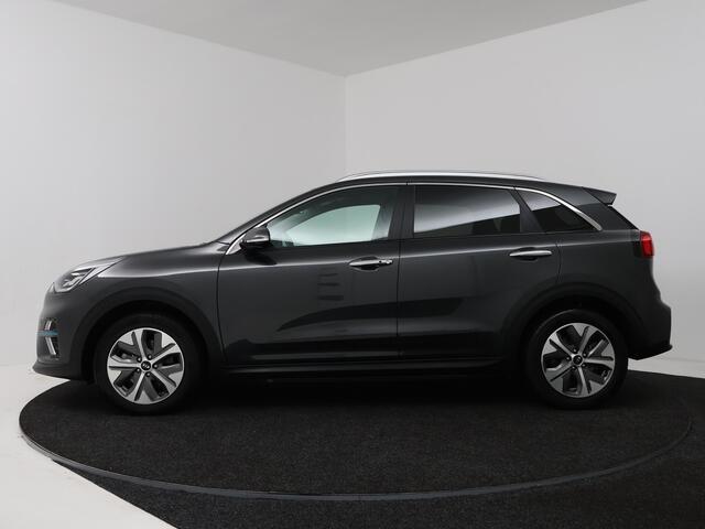 KIA e-Niro DynamicPlusLine 64 kWh | Warmtepomp | Schuifdak | Stuur-/Stoelverwarming |