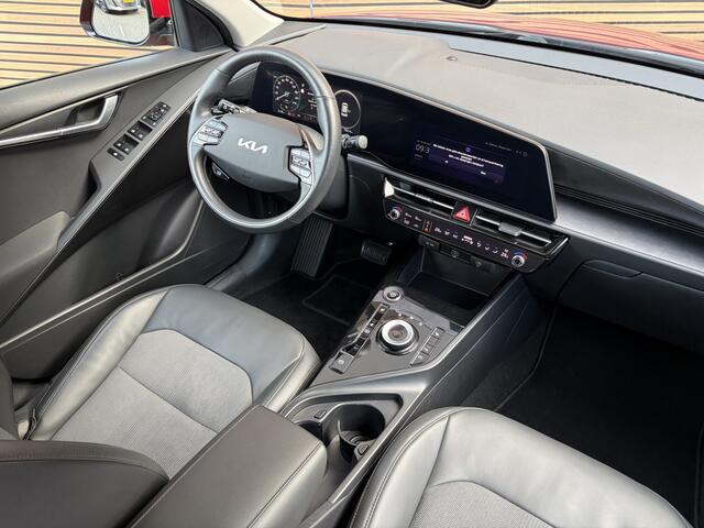 KIA e-Niro EV DynamicLine 64.8 kWh Stoel-stuurverwarming / Carplay / Keyless / Camera