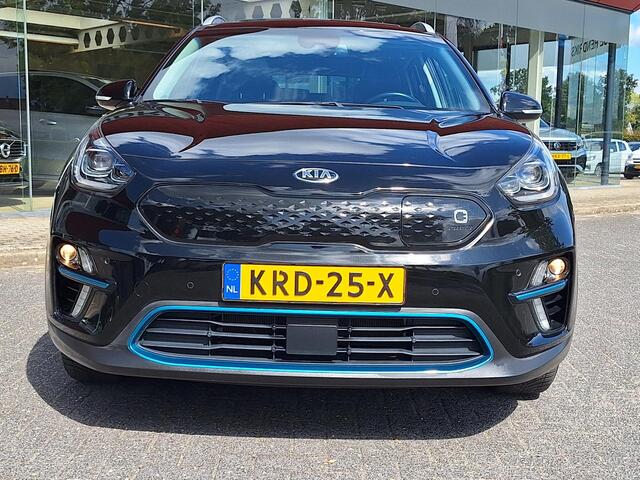 KIA e-Niro ExecutiveLine Sky 64 kWh | SOH: 95.8% | 3 Fase | Warmtepomp | Schuifdak | Leder | Memory Seat |