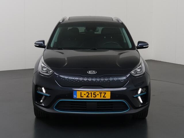 KIA e-Niro ExecutiveLine 64 kWh | Trekhaak | Adaptieve Cruise Control | Schuifdak | JBL Audio | Leder | Winterpakket |