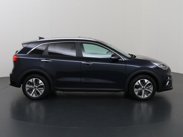 KIA e-Niro ExecutiveLine 64 kWh | Trekhaak | Adaptieve Cruise Control | Schuifdak | JBL Audio | Leder | Winterpakket |