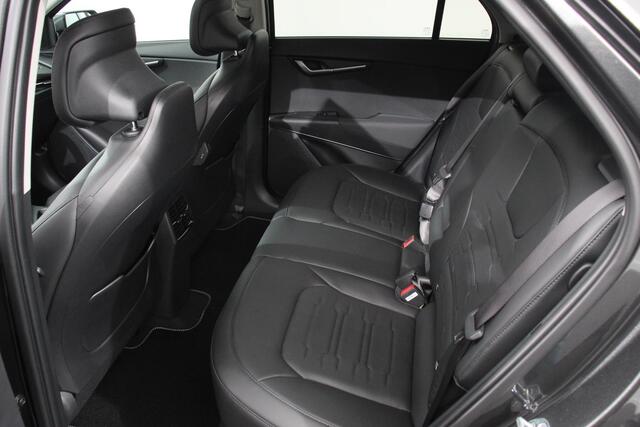 KIA e-Niro EV DynamicPlusLine 64.8 kWh Navigatie Half Leder Schuif-kantel dak Electrische bedienbare achterklep DAB Led Camera
