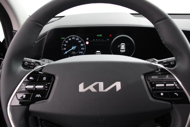 KIA e-Niro EV ExecutiveLine 64.8 kWh Navigatie Half Leder Schuif-kantel dak Elektrische bedienbare achterklep DAB Led Camera