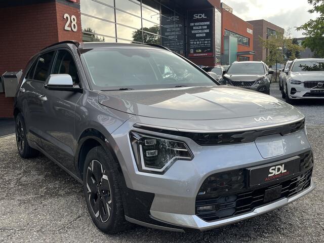 KIA e-Niro DynamicPlusLine 64 kWh // NAVI // CAMERA // ELEK. ACHTERKLEP // APPLE CARPLAY - ANDROID AUTO // ADAPTIVE CRUISE //