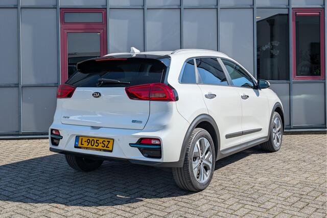 KIA e-Niro DynamicPlusLine 64kWh 3-Fase SOH 96% LED Schuifdak