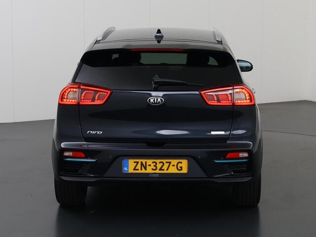 KIA e-Niro ExecutiveLine 64 kWh | Lederen bekleding | JBL Audio | Stoel/Stuurverwarming | Adaptieve Cruise Control |