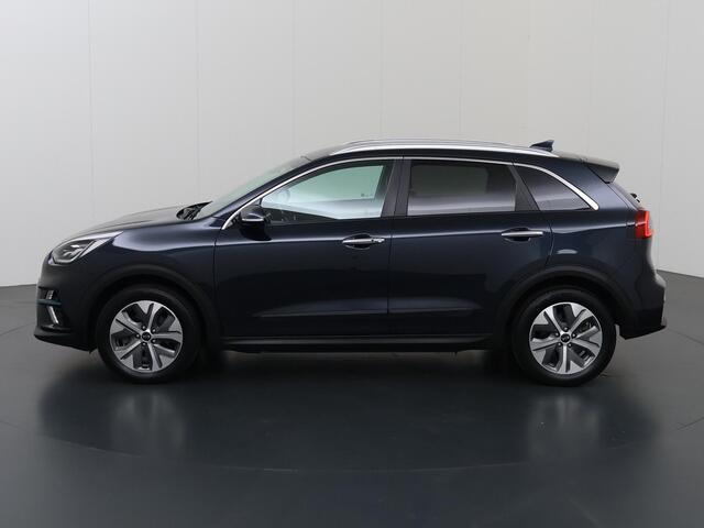KIA e-Niro ExecutiveLine 64 kWh | Lederen bekleding | JBL Audio | Stoel/Stuurverwarming | Adaptieve Cruise Control |
