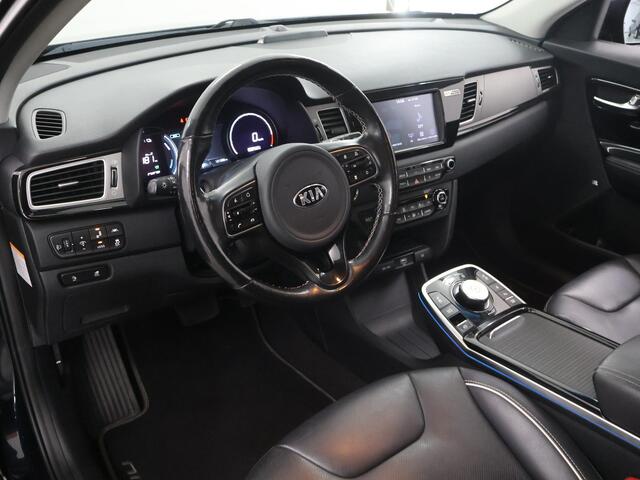 KIA e-Niro ExecutiveLine 64 kWh | Lederen bekleding | JBL Audio | Stoel/Stuurverwarming | Adaptieve Cruise Control |