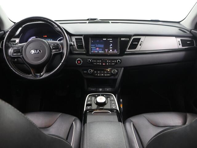 KIA e-Niro ExecutiveLine 64 kWh | Lederen bekleding | JBL Audio | Stoel/Stuurverwarming | Adaptieve Cruise Control |