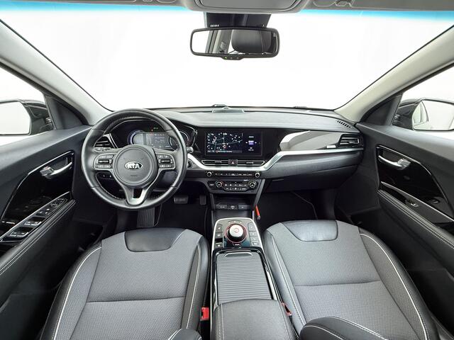 KIA e-Niro DynamicLine 64kWh 204PK Warmtepomp SOH 98% Camera Adap.Cruise Stoel+Stuurverwarming Navi Ecc Apple Carplay Android Auto Pdc Isofix Lane Assist VESS Regen-Lichtsensor 1e Eigenaar Origineel Nederlandse Auto