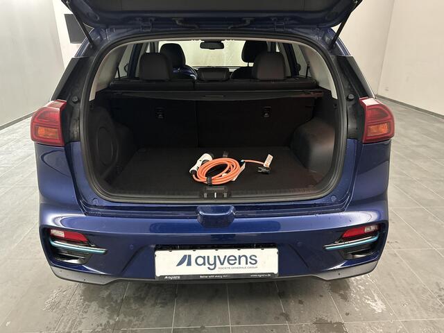 KIA e-Niro DynamicLine 64 kWh | SOH 97% | Navigatie | Premium Audio | Dealer Onderhouden |