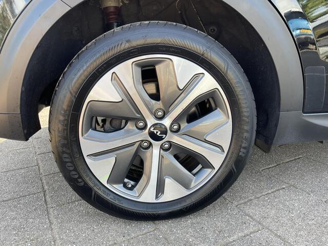 KIA e-Niro Edition 64 kWh /Cruise/Clima/Stuur- en stoelverw/dealer onderhouden/