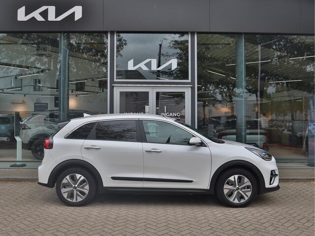 KIA e-Niro ExecutiveLine 64 kWh | Leder | Memory | JBL | Schuifdak | Stoelventilatie | All-Season | tot 10 jaar Garantie |