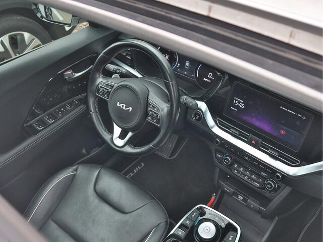 KIA e-Niro ExecutiveLine 64 kWh | Leder | Memory | JBL | Schuifdak | Stoelventilatie | All-Season | tot 10 jaar Garantie |