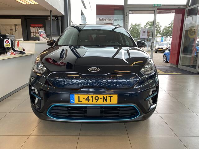 KIA e-Niro DynamicPlusLine 64 kWh!!!,SOH 100%,1e Eigenaar,Dealeronderhouden,Panoramadak,Navigatie,Achteruitrijcamera,Spraakbediening,V&A Sensoren,Keyless,Lane Assist,Leder/Stof&Stoelverwarming,DAB Radio,17 Inch Lmv