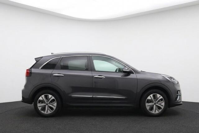 KIA e-Niro ExecutiveLine 64 kWh 204PK 100% SOH Leder | JBL Sound | Warmtepomp | Stoelkoeling – foto 6