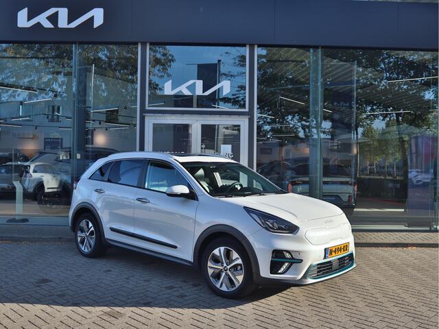 KIA e-Niro ExecutiveLine 64 kWh | Leder | Stoelventilatie | JBL | Schuifdak | Stoelverwarming | tot 10 jaar Garantie! |