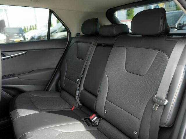 KIA e-Niro EV ExecutiveLine 64.8 kWh | Schuifkanteldak | Stoel en stuurverwarming | Stoel ventilatie |