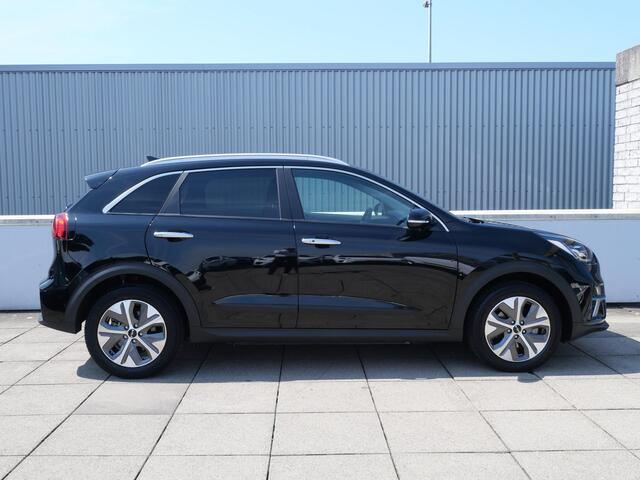 KIA e-Niro DynamicPlusLine 64 kWh | SOH 96,8% | 3Fase | Cruise | Schuif-kanteldak | Navi | keyless | Carplay |