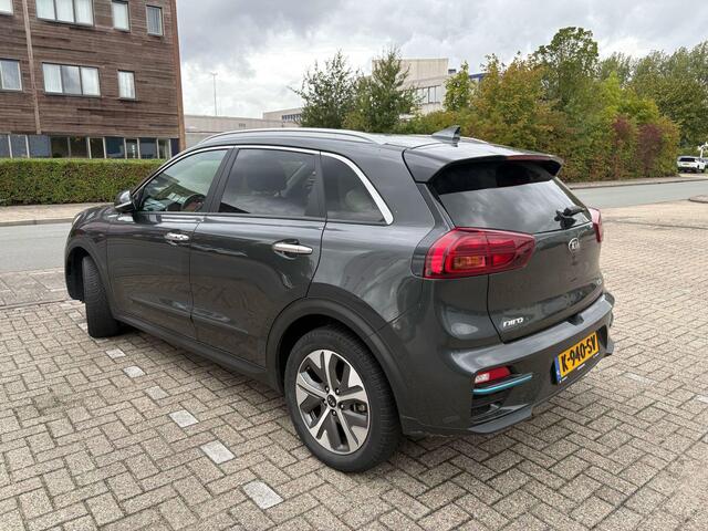 KIA e-Niro ExecutiveLine 64 kWh | Schuifdak | Leder | Memory Seats | Stoelverwarming & Ventilatie | Adaptive Cruise | – foto 3