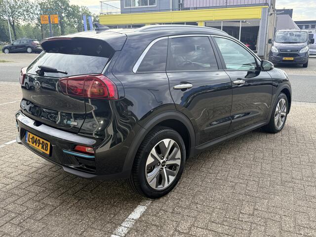 KIA e-Niro DynamicPlusLine 64 kWh | Schuif-kanteldak | SOH 99% | Keyless | Adapt. Cruise | Apple/Android | Stuur- en stoelverwarming – foto 9