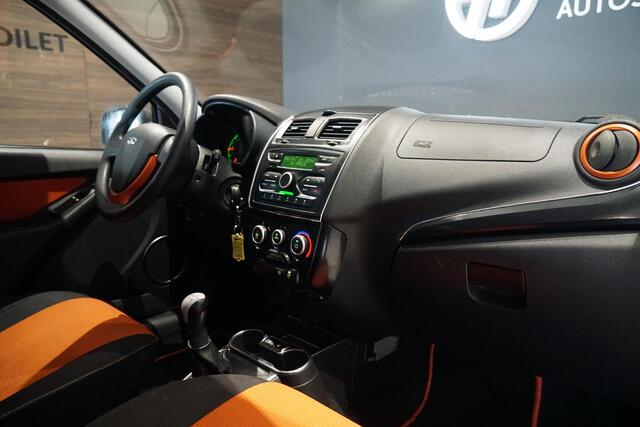 Lada KALINA Cross 2194 + STOELVERWARMING / AIRCO